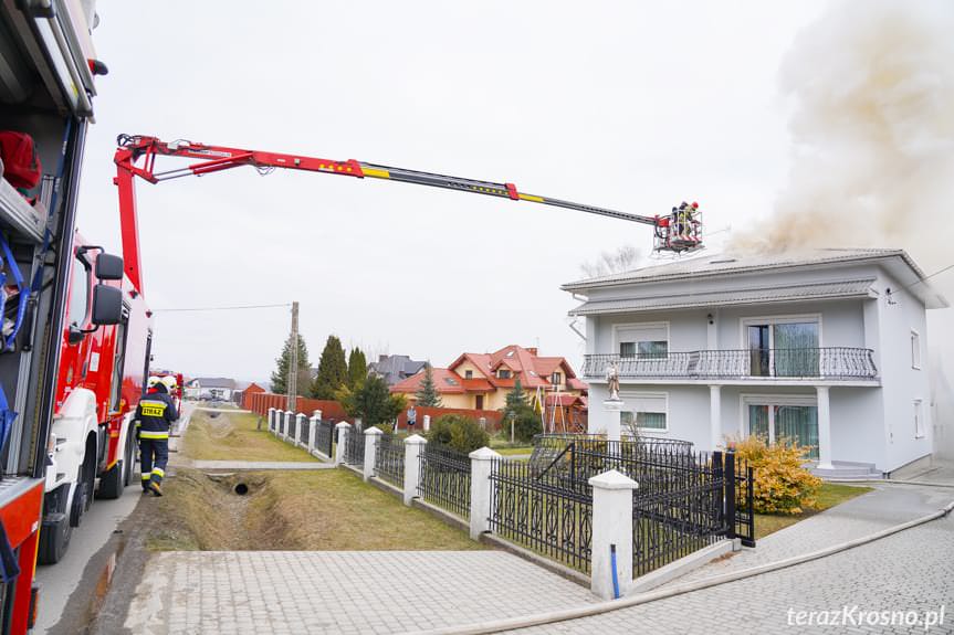 Wrocanka. Pożar domu przy ul. Krośnieńskiej