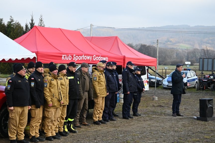 Wspólne ćwiczenia strażaków i policjantów