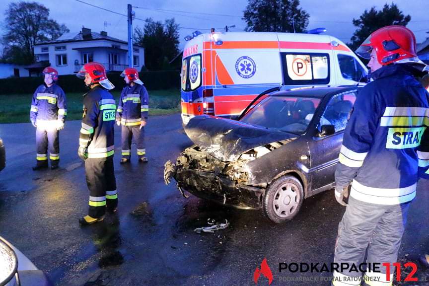 Wypadek na skrzyżowaniu w Jedliczu