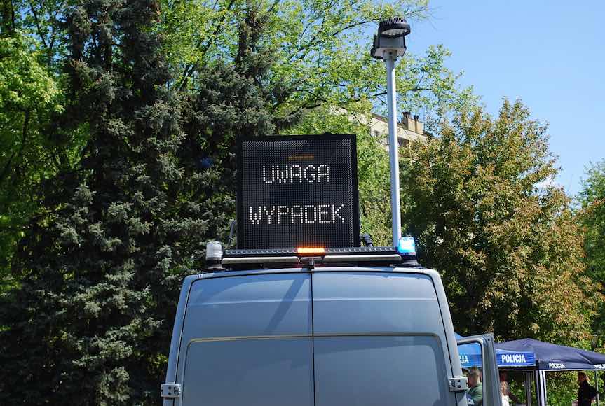 Wypadek na ul. Żołnierzy I Armii Wojska Polskiego. Policja szuka świadków