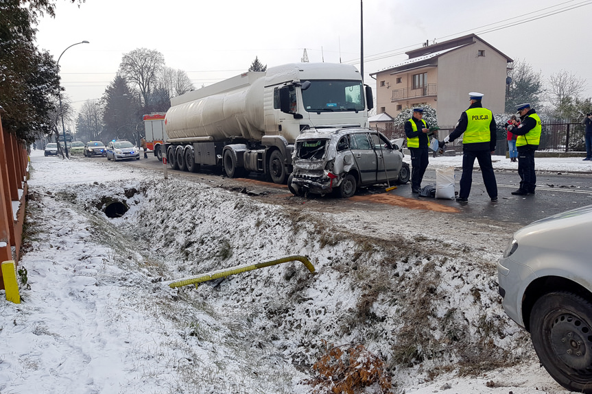 Wypadek w Jaśle, zderzenie 4 samochodów