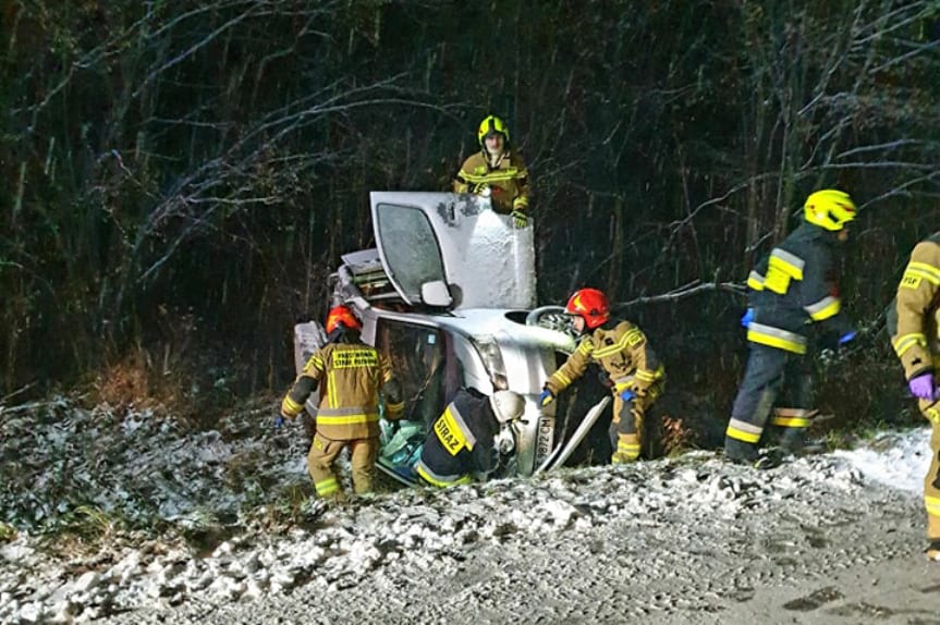 Wypadek w Kwaszeninie. 5 osób zostało rannych