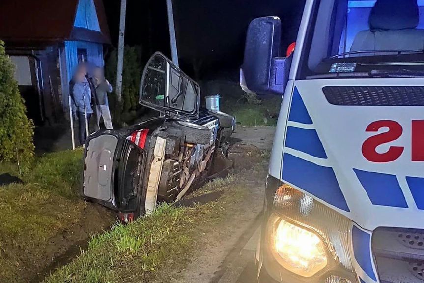 Wypadek w Sędziszowie Małopolskim. BMW uderzyło w przepust