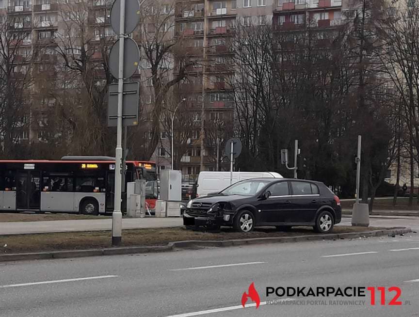 Wypadek autobusu mpk rzeszów
