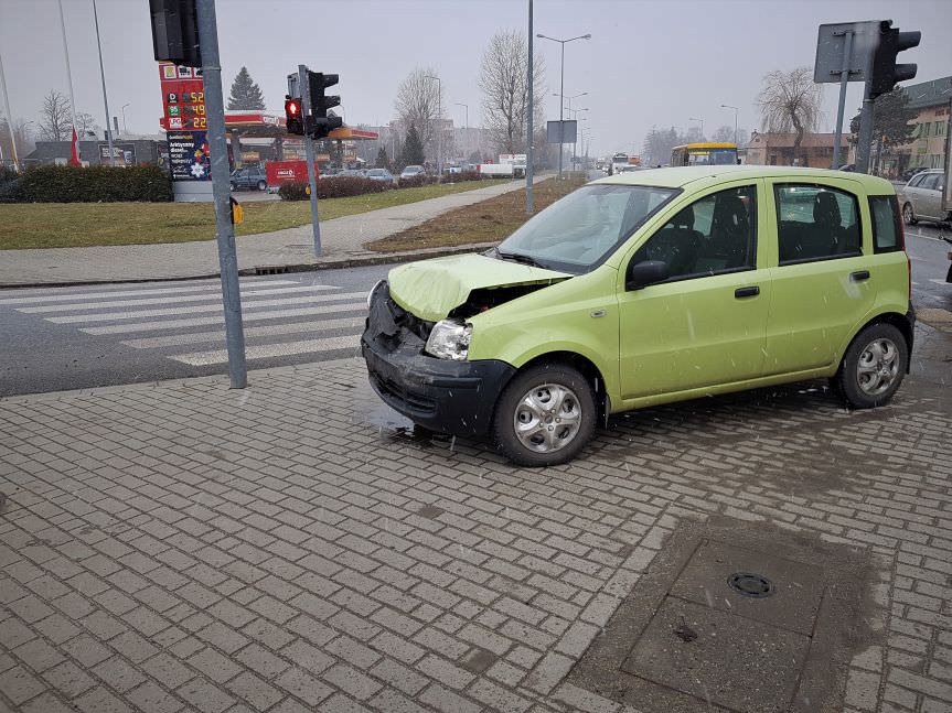 Kolizja drogowa na ul. Podkarpackiej w Krośnie 