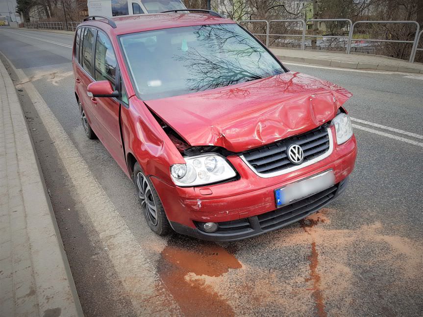 Rymanów. Volkswagenem wjechał w opla