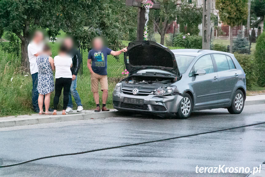 Zderzenie dwóch samochodów w  miejscowości Chlebna