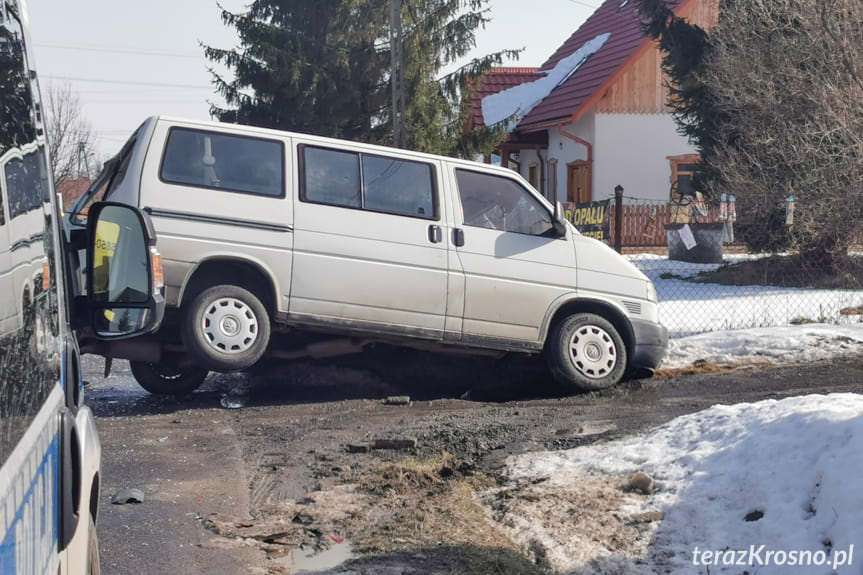 Zderzenie dwóch samochodów w Krościenku Wyżnym