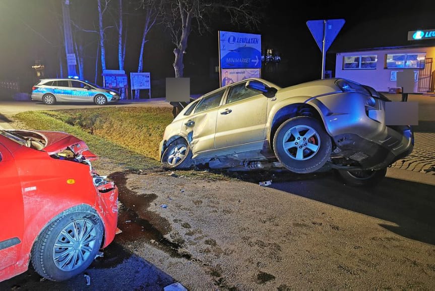 Zderzenie dwóch samochodów w Ubieszynie