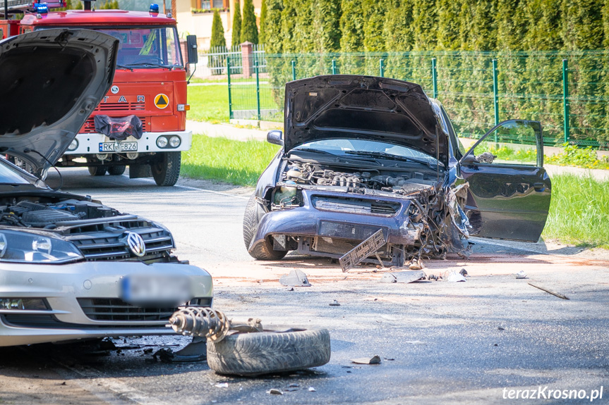 Zderzenie trzech samochodów w Posadzie Górnej