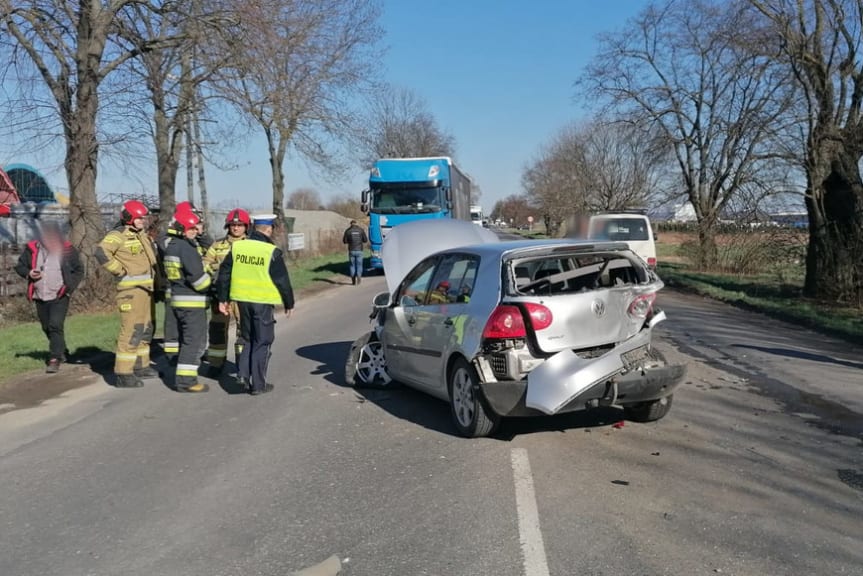 Zderzenie trzech samochodów w Przemyślu