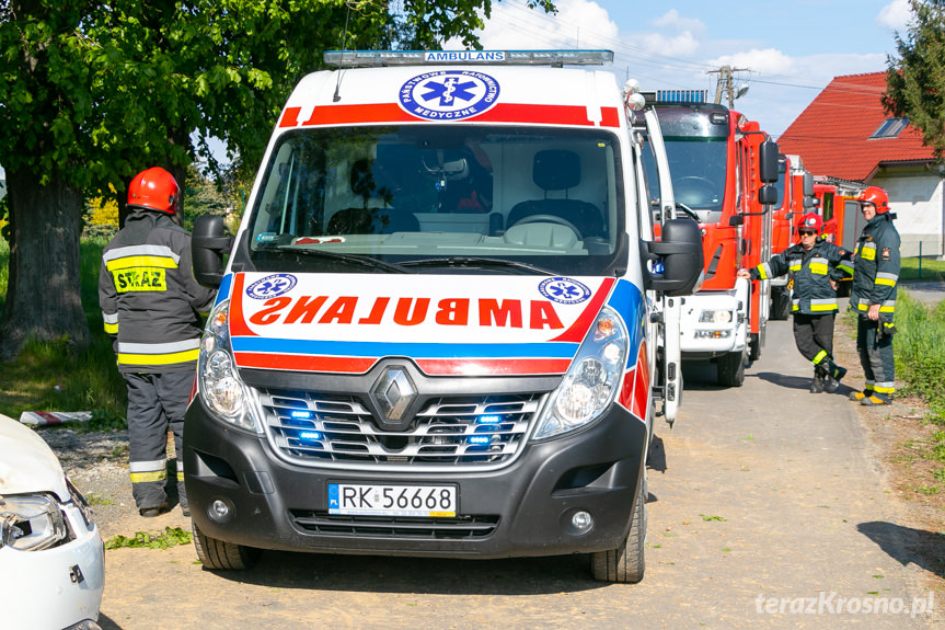 Bajdy. Samochód osobowy wypadł z drogi