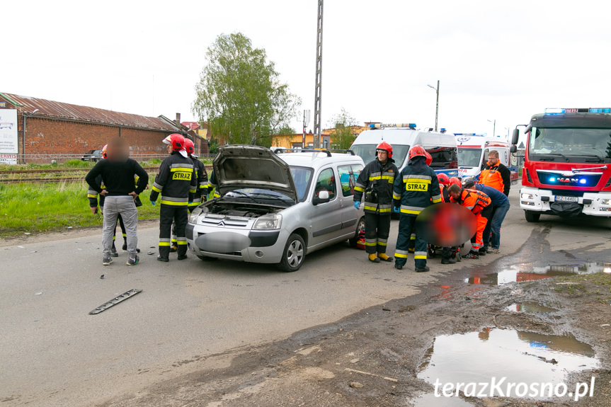 Kolizja w Krośnie. Zderzenie porsche i citroena