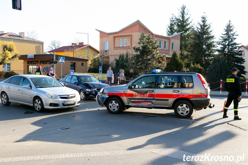 Krosno. Kolizja na Lwowskiej z udziałem 4 samochodów