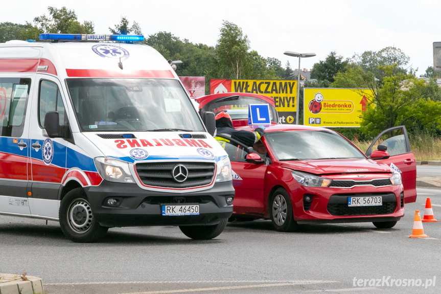 Krosno. Wypadek z udziałem samochodu WORD