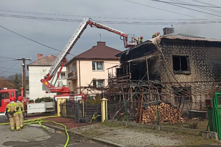 Ogromny pożar domu w Tyczynie