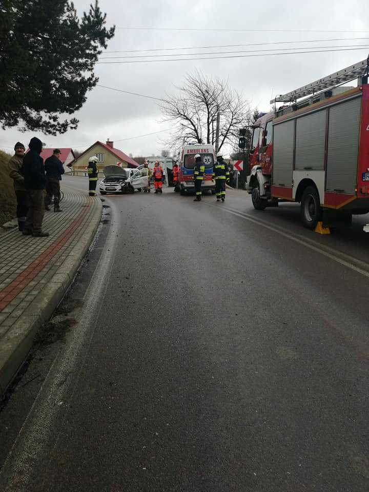 Plama oleju na kilka powiatów 