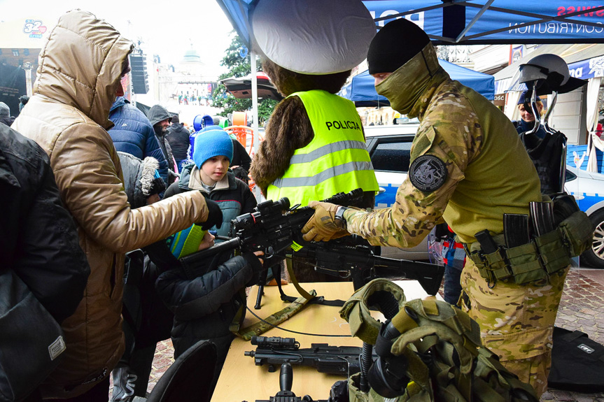 Podkarpaccy policjanci grali z WOŚP