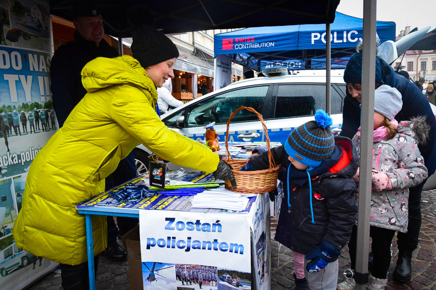 Podkarpaccy policjanci grali z WOŚP