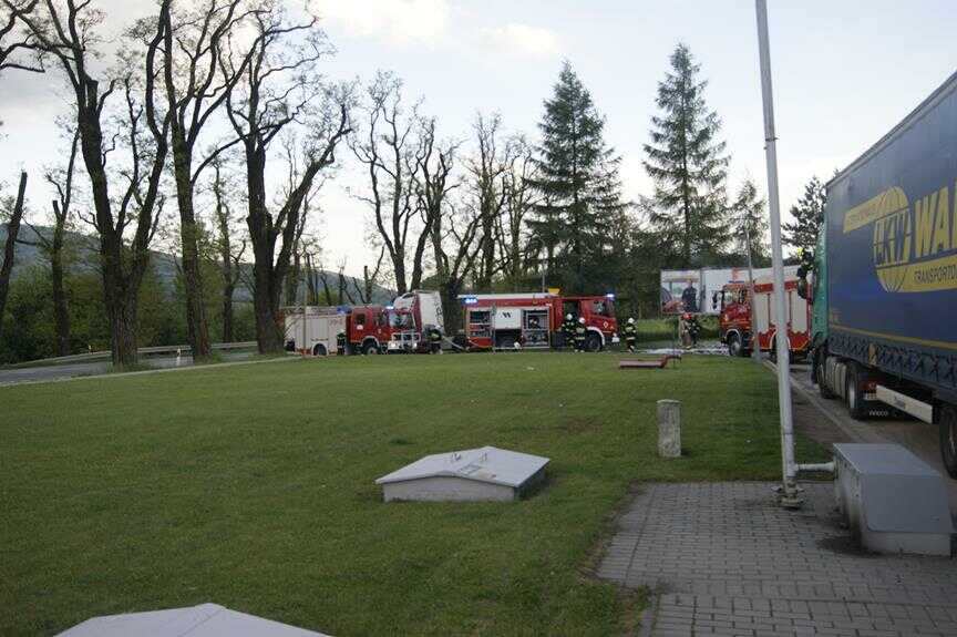 Pożar agregatu w naczepie na CPN