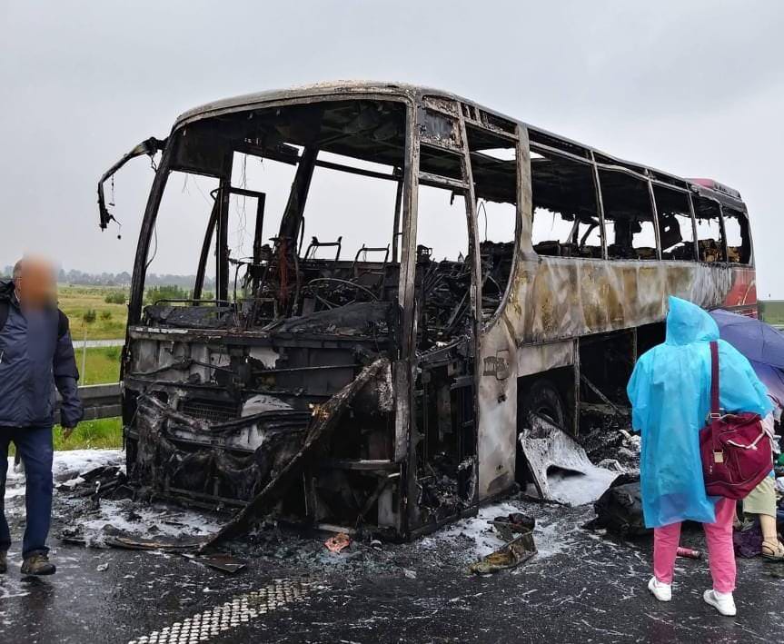 Pożar autokaru na A4