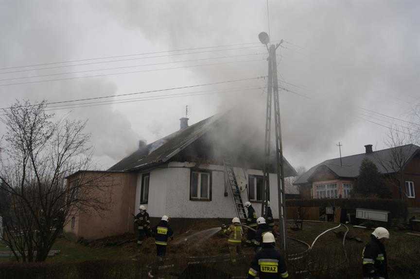 Pożar domu w Bóbrce