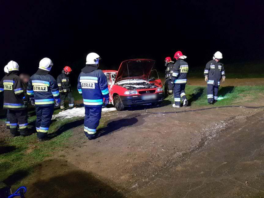 Pożar samochodu osobowego w Korczynie