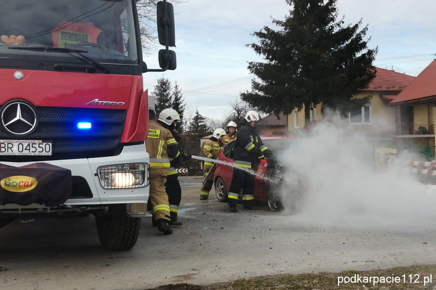 Pożar samochodu w Haczowie