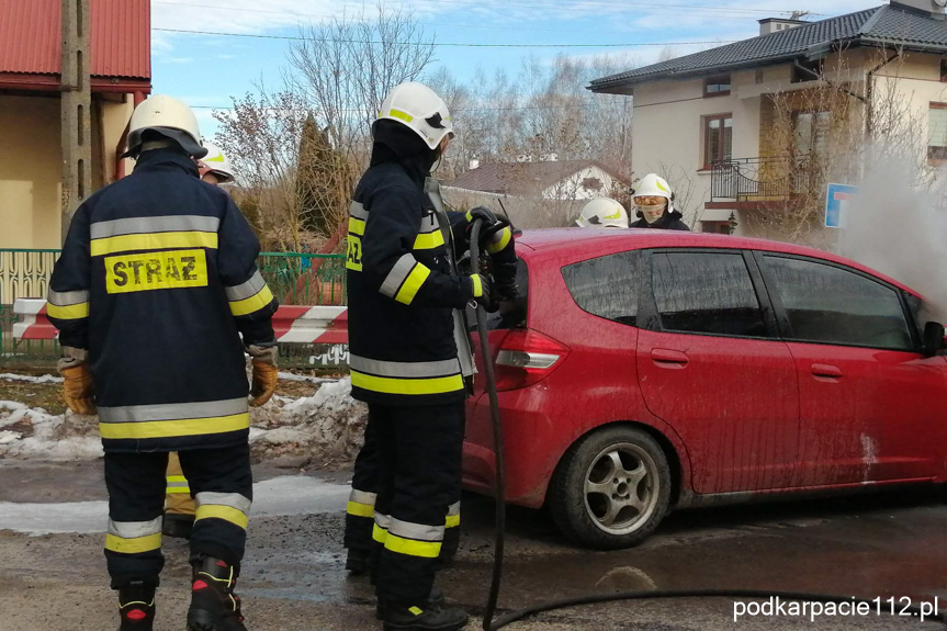 Pożar samochodu w Haczowie