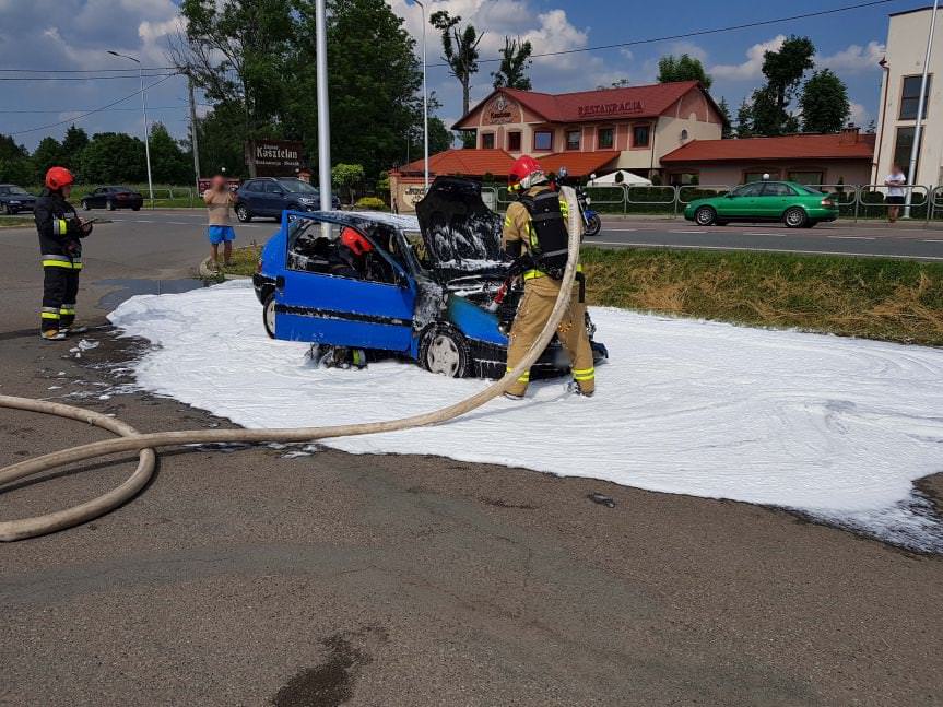 Pożar samochodu w Krośnie