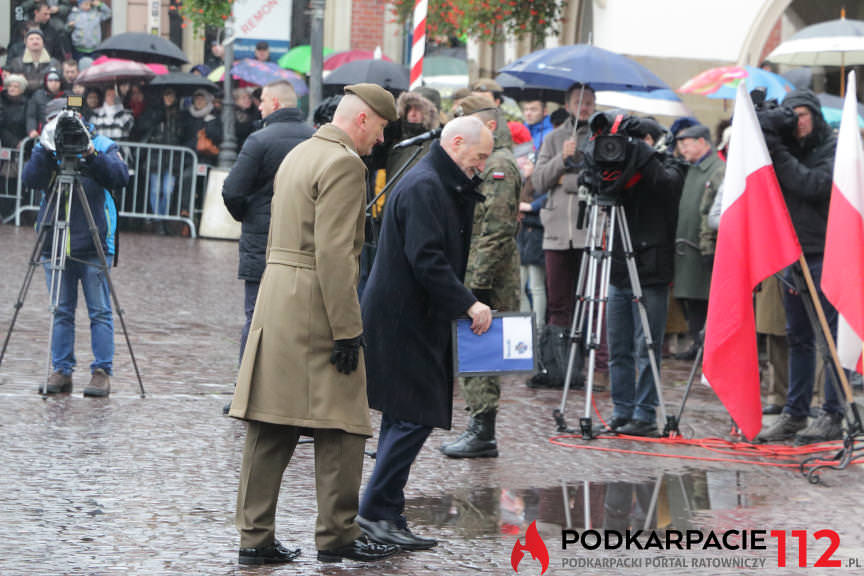 Przysięga żołnierzy WOT na rynku w Rzeszowie