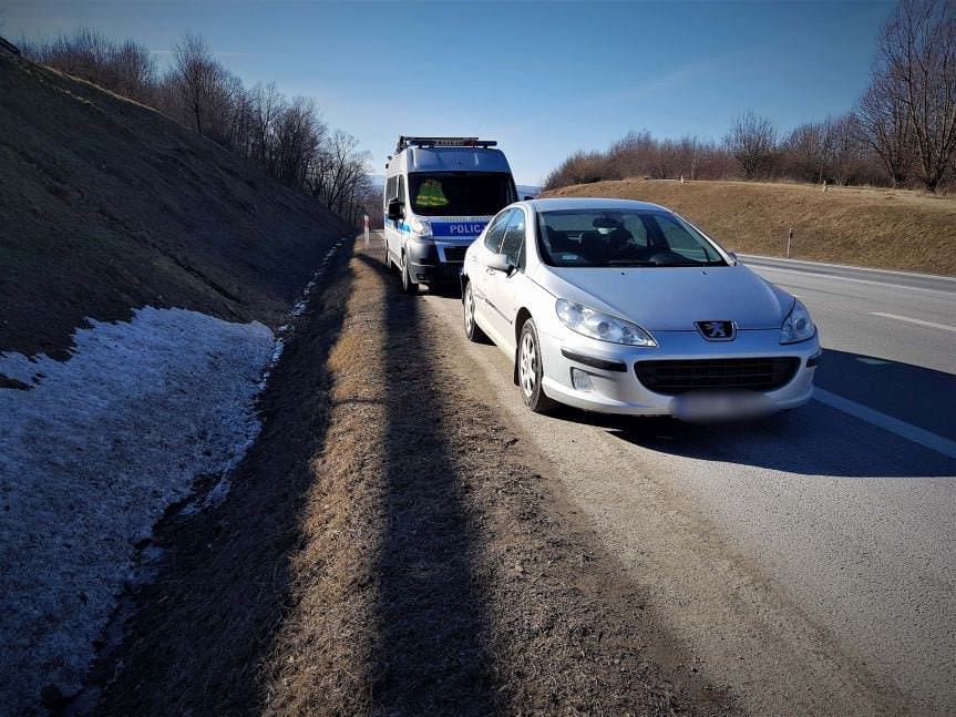 Rogi. Zderzenie samochodu ciężarowego z osobowym