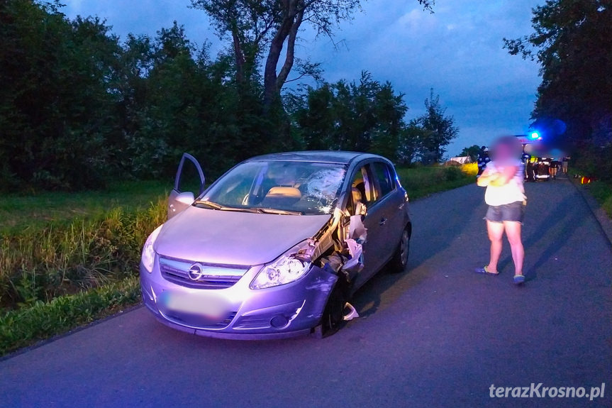 Korczyna.Wpadek z udziałem motorowerzysty 