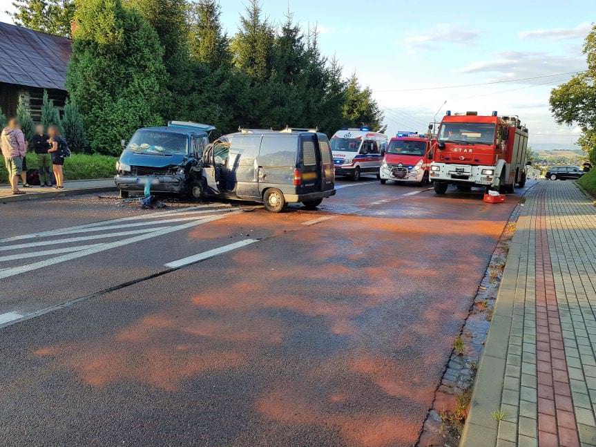 Wypadek na drodze krajowej w Jabłonicy Polskiej