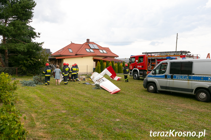 Wypadek w Krośnie. W okolicy lotniska rozbił się szybowiec