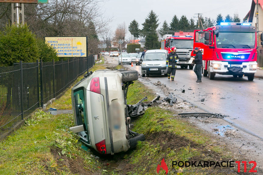 Wypadek w Świerzowej Polskiej na skrzyżowaniu