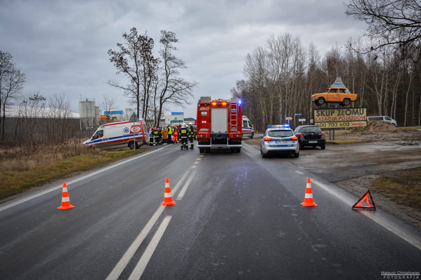 Zderzenie dwóch samochodów osobowych w Stalch 04.01.2020