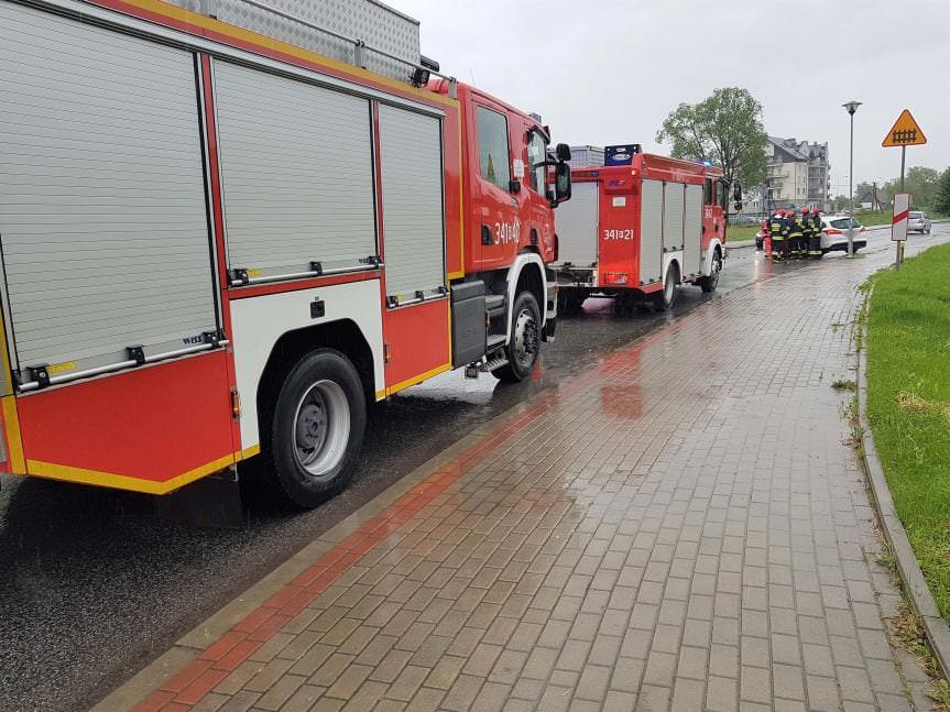 Zderzenie Forda i Opla na Bieszczadzkiej w Krośnie