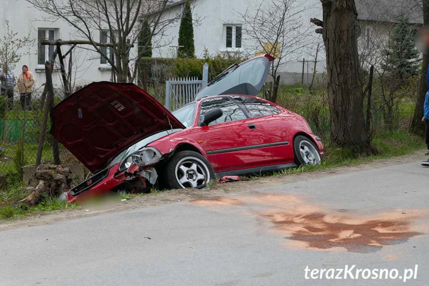 Zderzenie hondy i audi w Cergowej