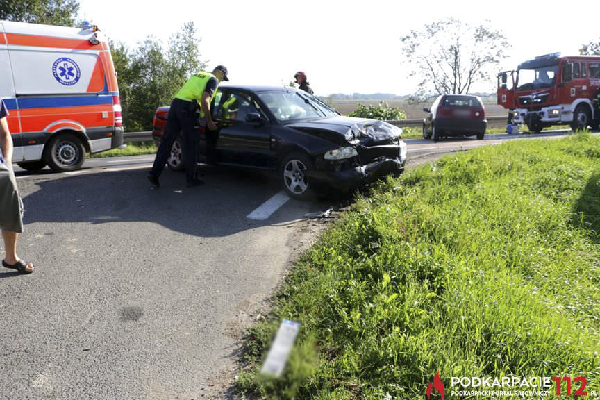 Zderzenie samochodów w Moderówce