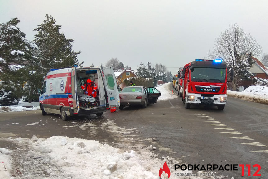 Zderzenie samochodów w Świerzowej Polskiej