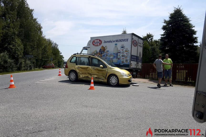 Zderzenie trzech samochodów w Iwli