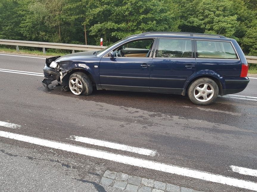 Zderzenie Volkswagena i BMW w Komborni
