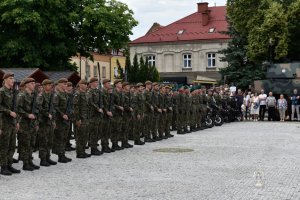 100 ochotników złożyło przysięgę
