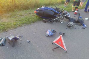 17-latka motorowerem najechała na audi