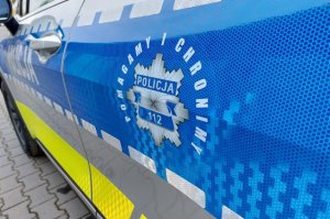 72-latek ukradł terminal ze sklepu. Myślał, że to nowoczesny telefon