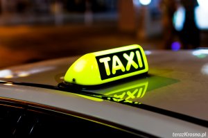 Akcja "TAXI". Policjanci ujawnili 37 wykroczeń