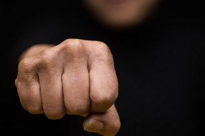 Brutalne pobicie w centrum Rzeszowa. Zatrzymano podejrzanych