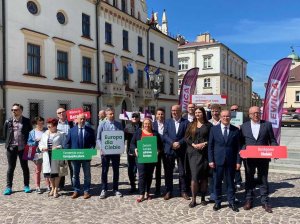 Czarzasty: Lewica idzie do PE po godną pracę i dostępne mieszkania