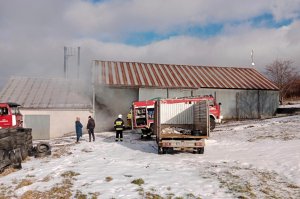 Klimkówka. Pożar w hali produkcyjnej